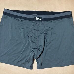 SAXX Men's Charcoal Boxer Briefs NWOT